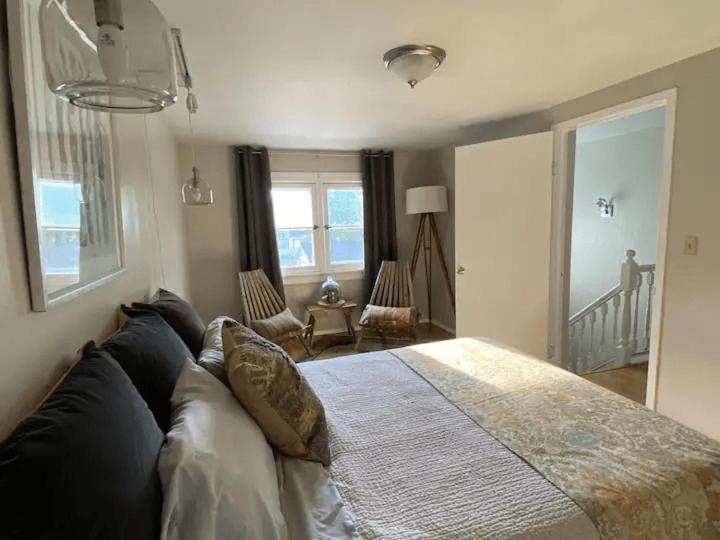 Appartement Cozy 3 & 4 Bed 2 Blocks To Hospitals & Lambeau