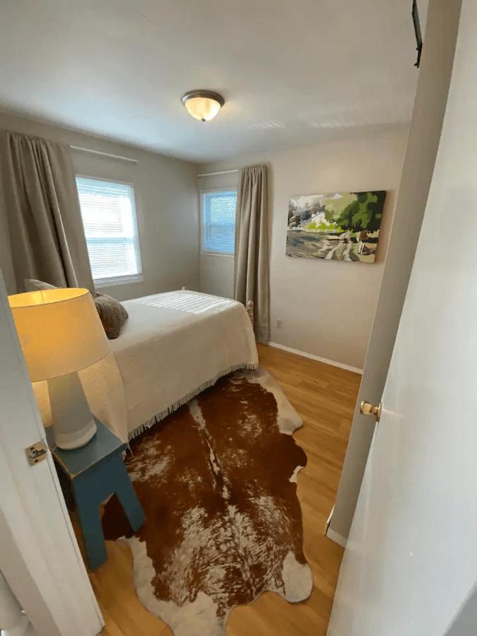 Appartement Cozy 3 & 4 Bed 2 Blocks To Hospitals & Lambeau